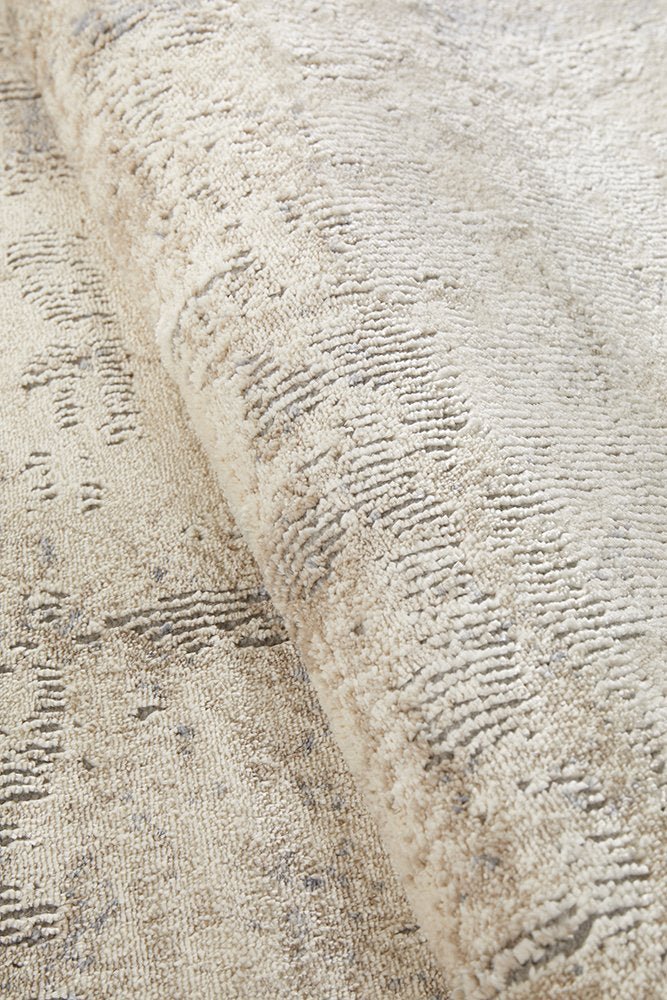 Sky Contemporary Runner - Image 2