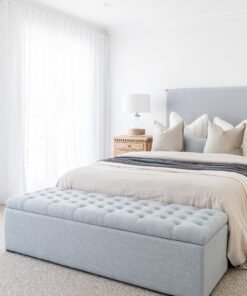 Charlotte Tufted Upholstered Storage Box