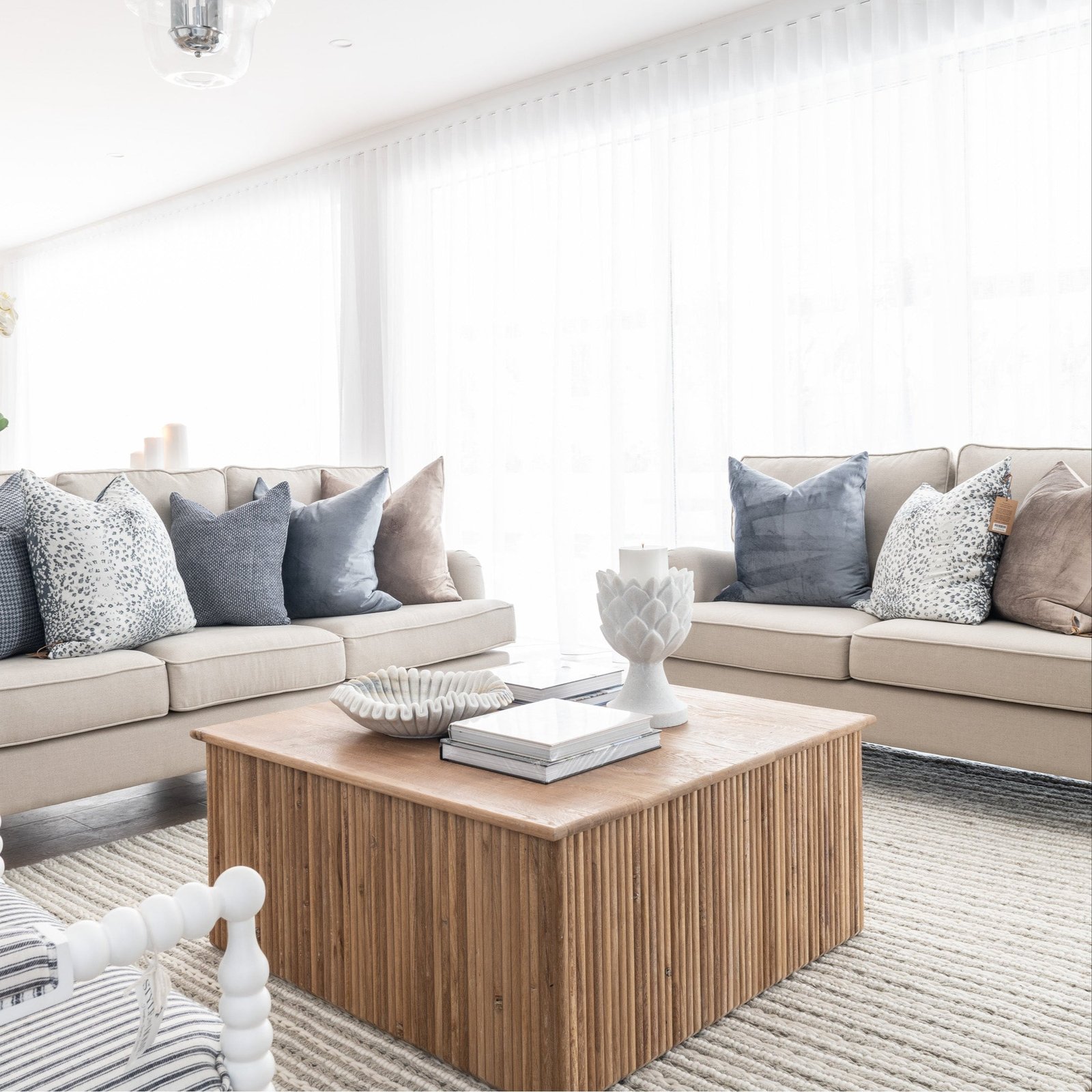 Madeline Linen 2 Seater Lounge - Image 6