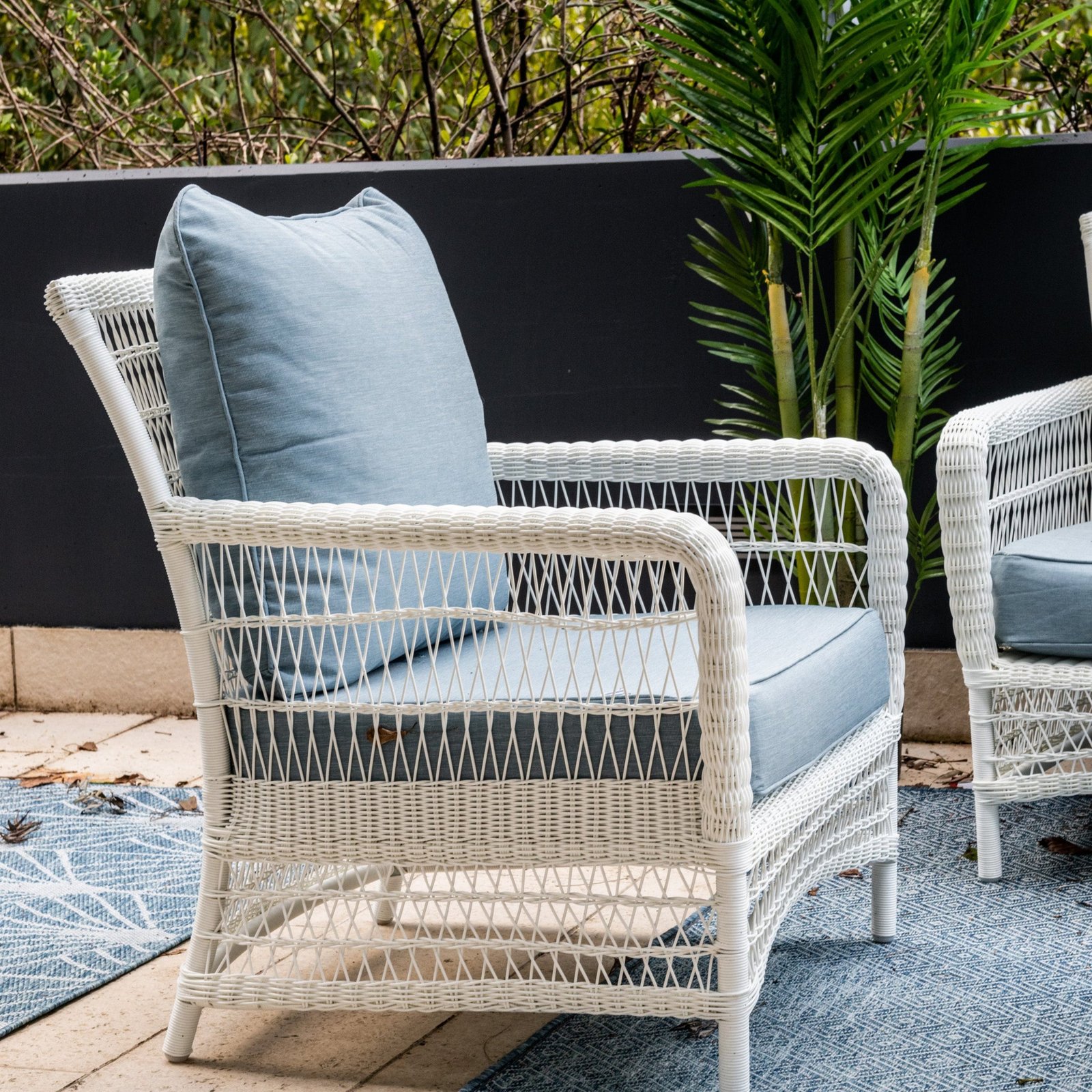 Oasis Outdoor Occasional Chair - Image 3