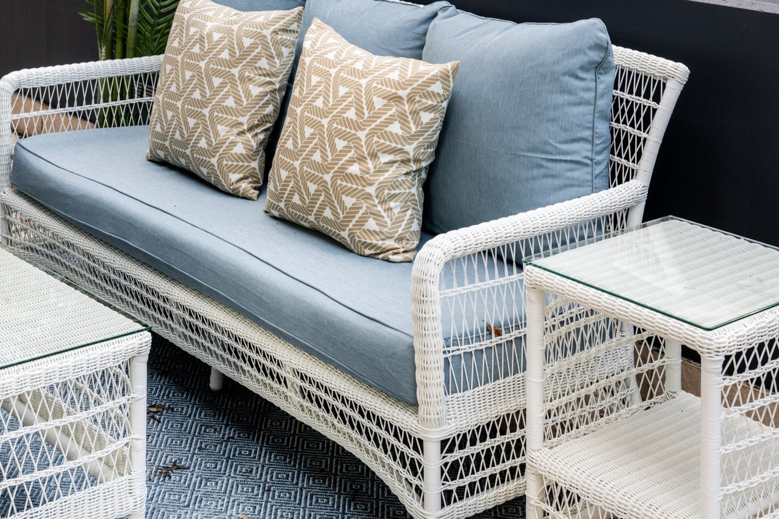 Oasis Outdoor 3 Seater Lounge - Image 5