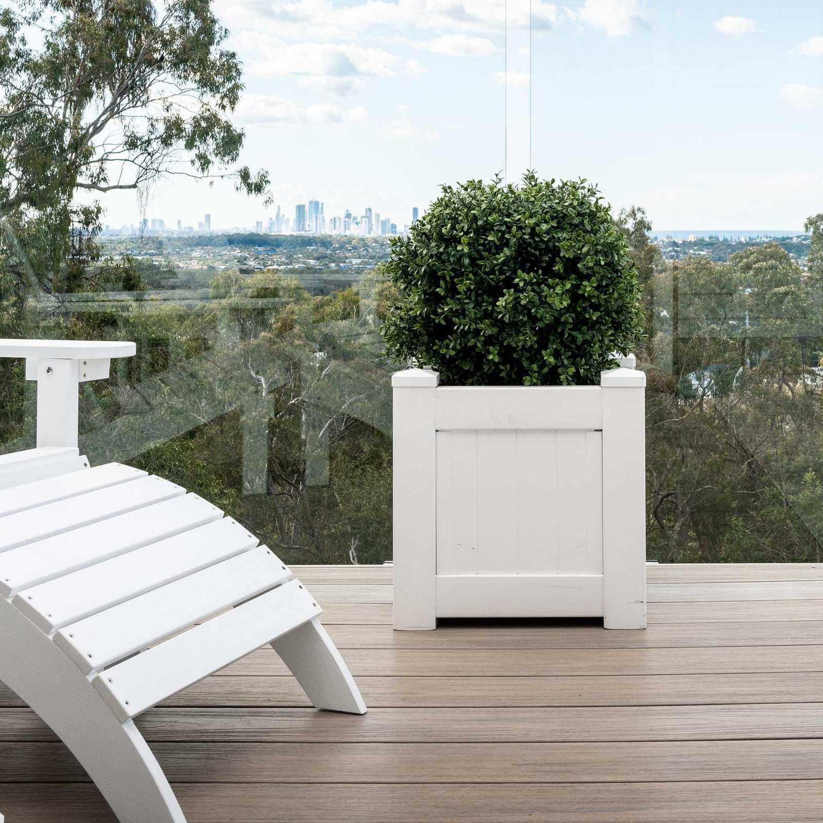 Hamptons Outdoor Square Pvc Planter Box - White - Image 3