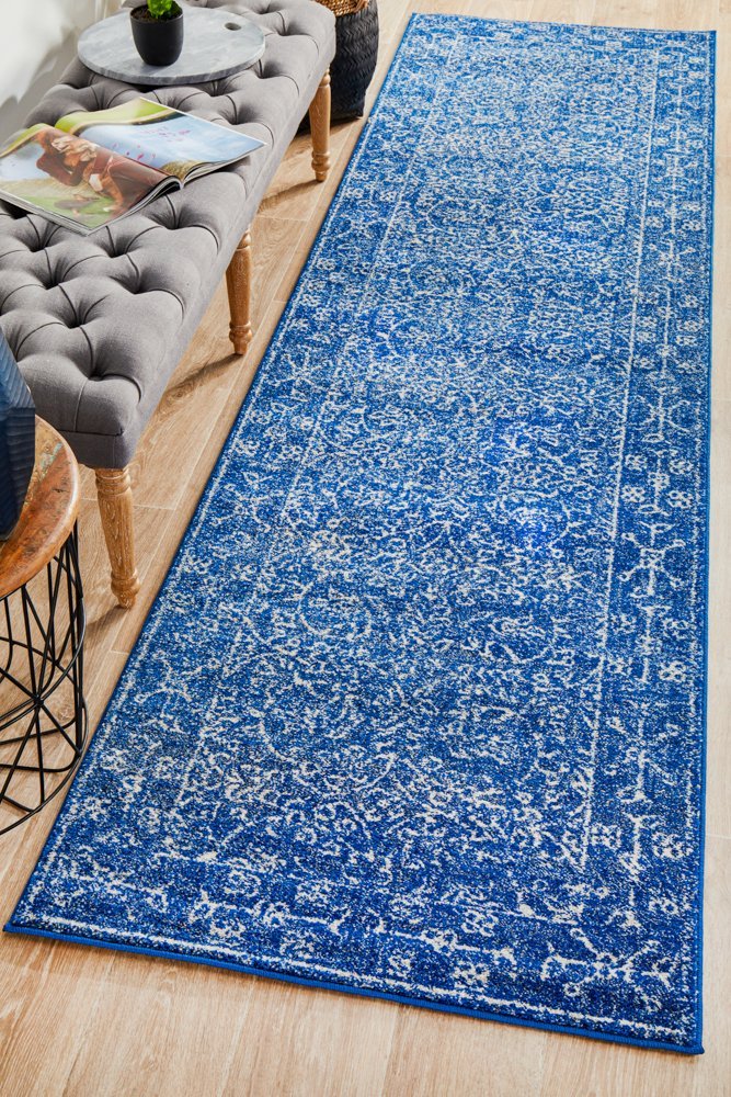Artist Navy Transitional Runner - Image 3