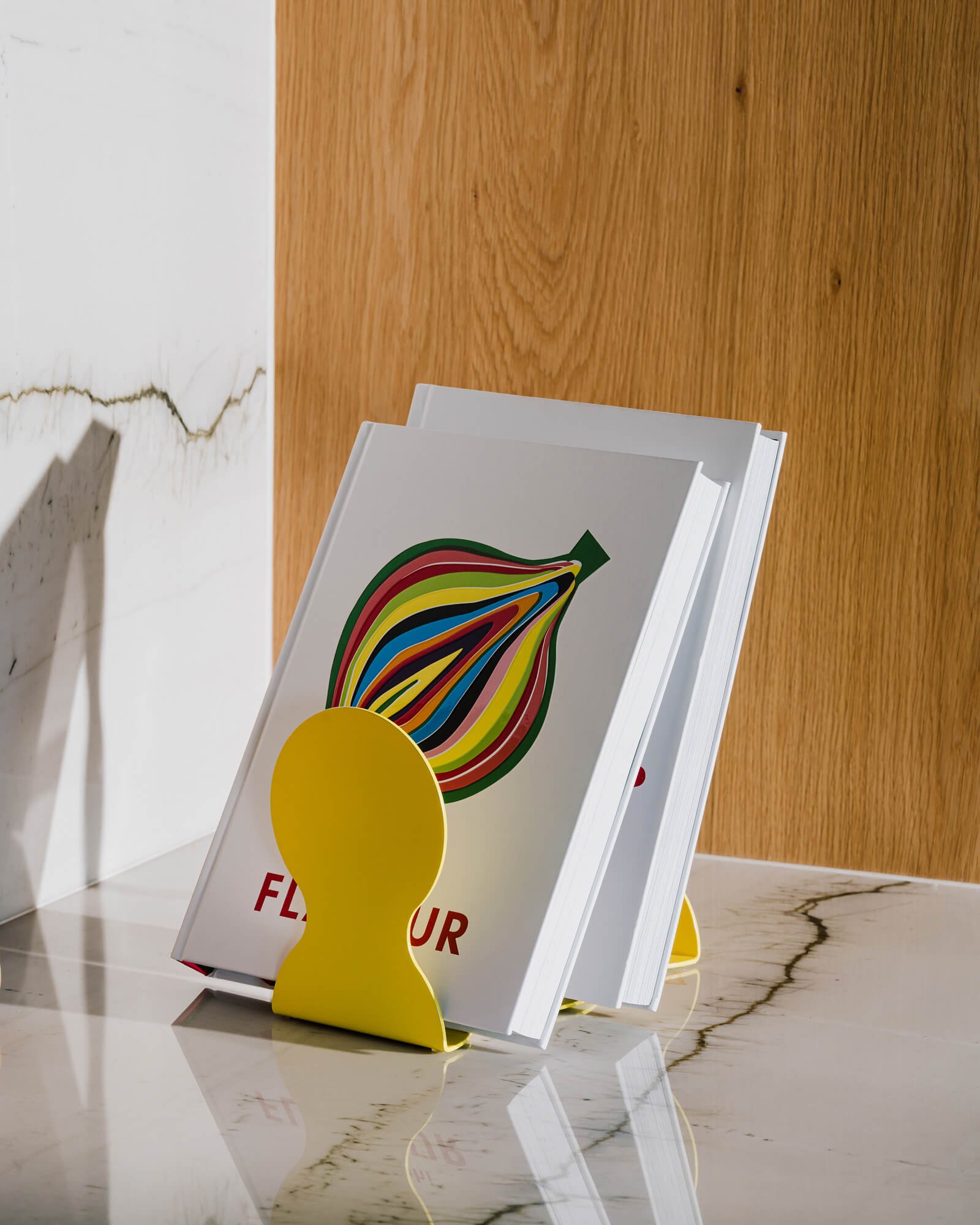 Fala Bookend - Image 2