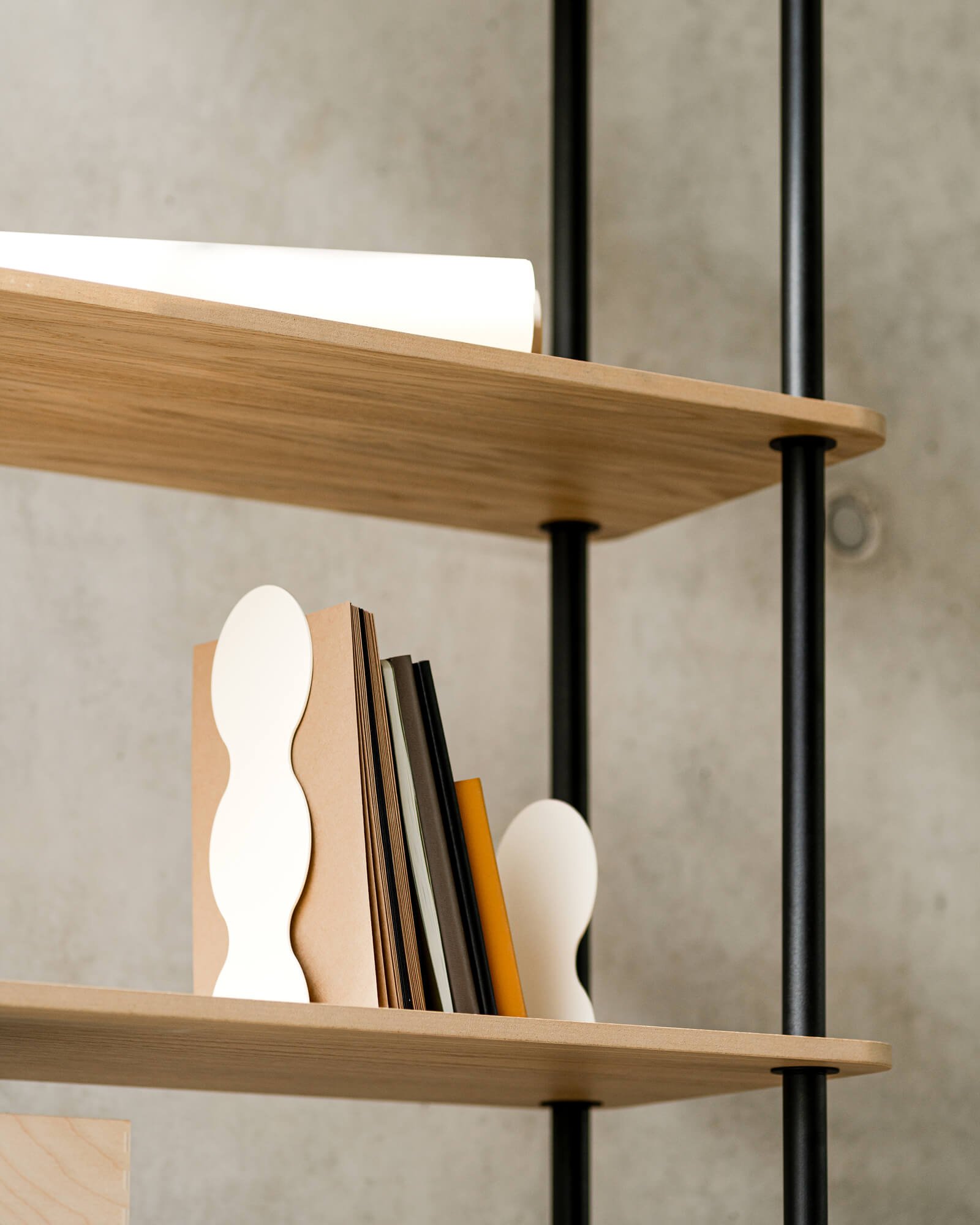 Fala Bookend - Image 8