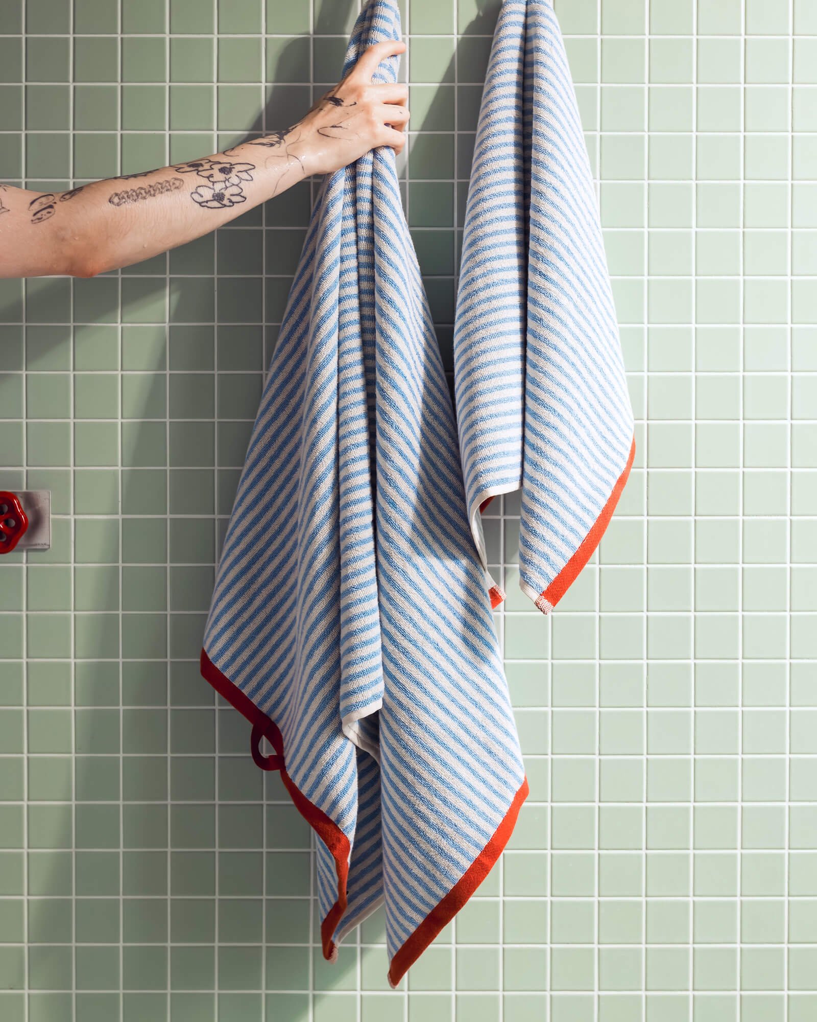 Gobo Hand Towel - Image 9