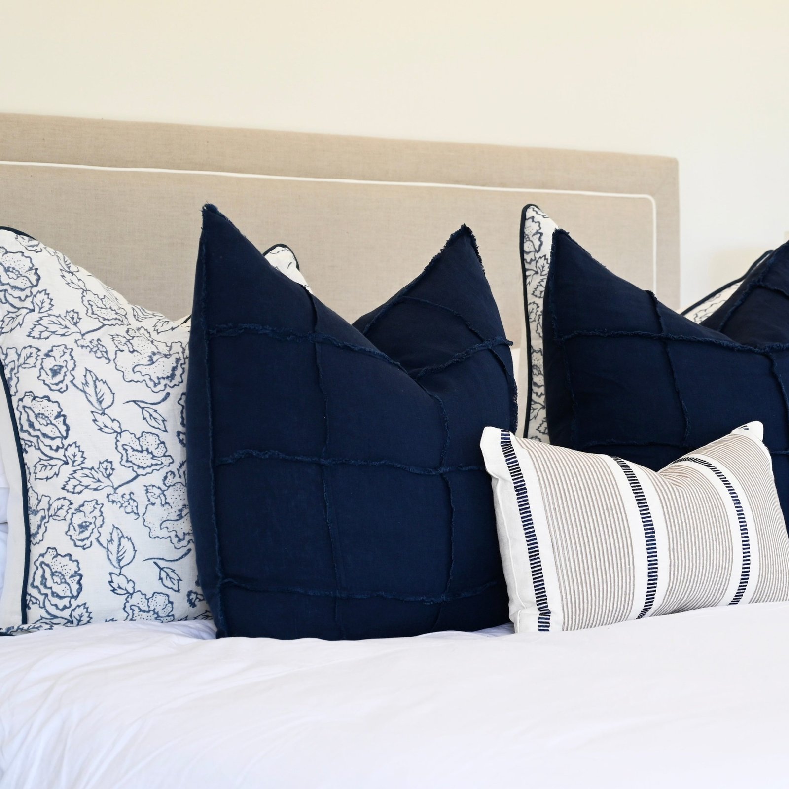 Lucia Navy Square Blue Linen Cushion - Image 2