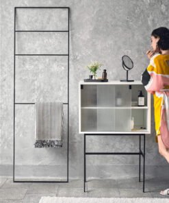 Alternative view of Lekko Cabinet