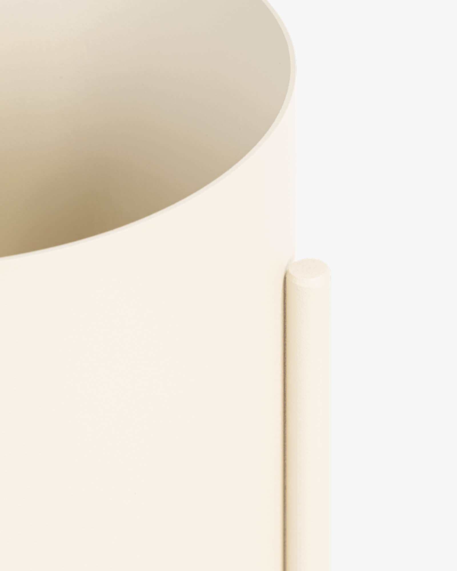 Maki Plant Pot - wide - Image 4