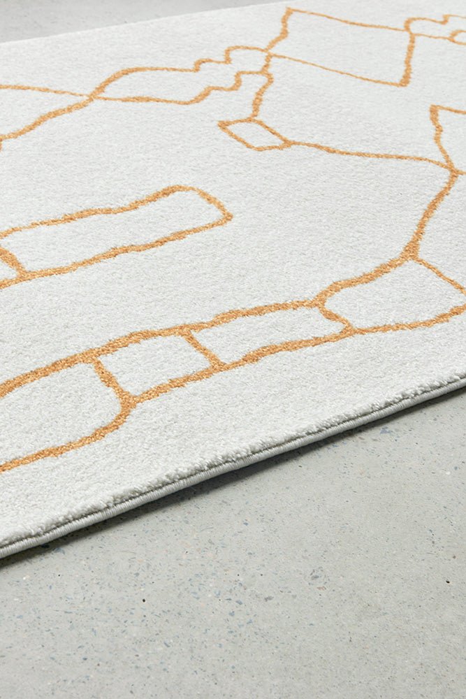 Amy White Gold Runner - Image 4