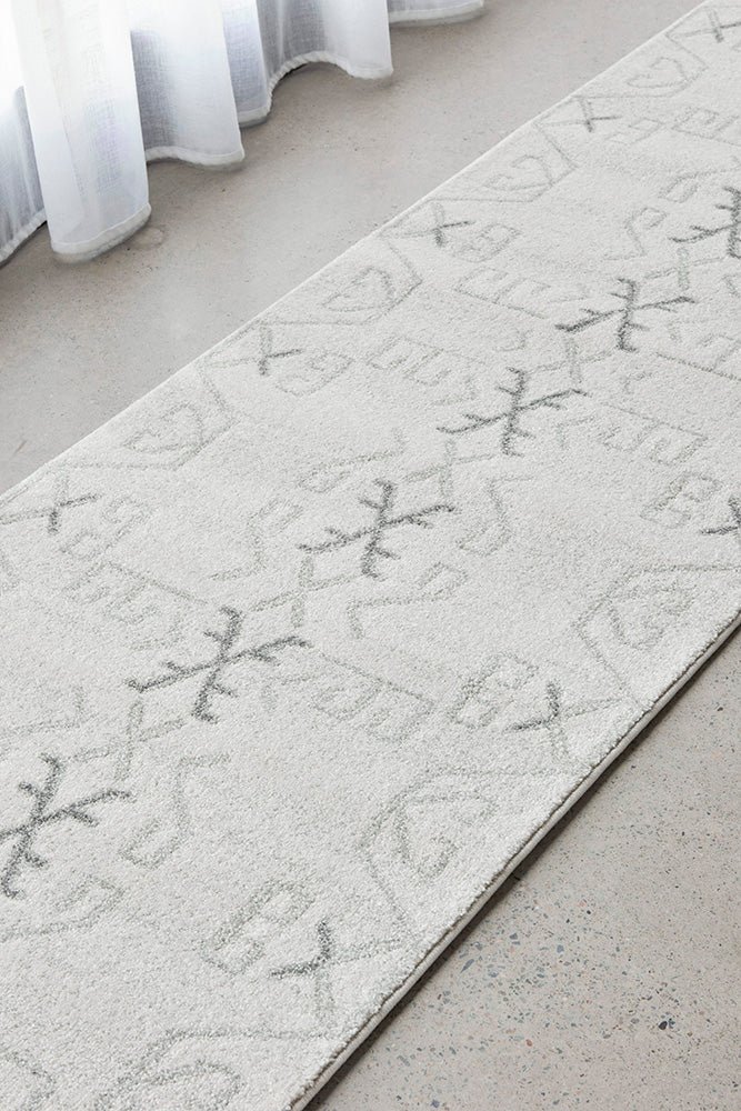 Paradise Cala Grey Runner - Image 2