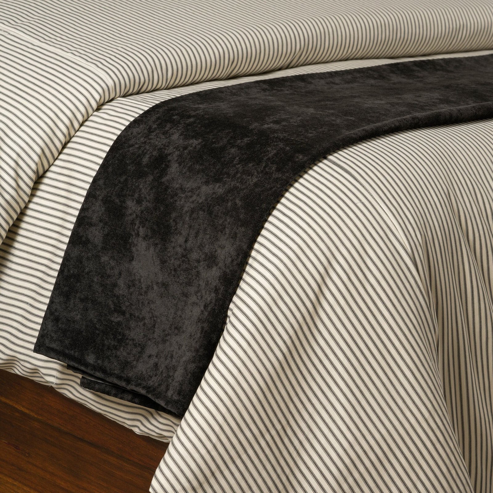 Ticking Stripe 11 Piece Supreme Set - Image 11