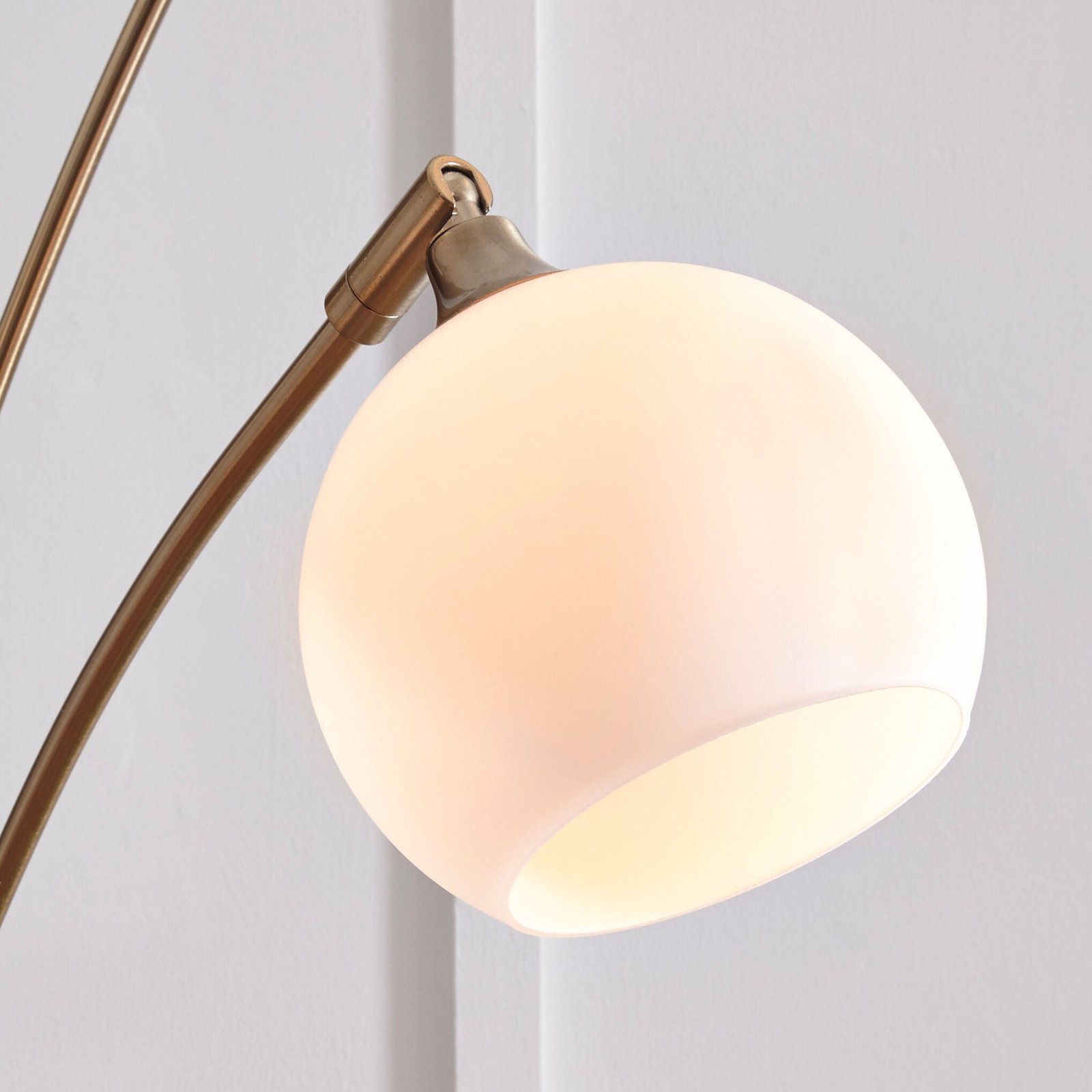 Taliya Floor Lamp - Image 3