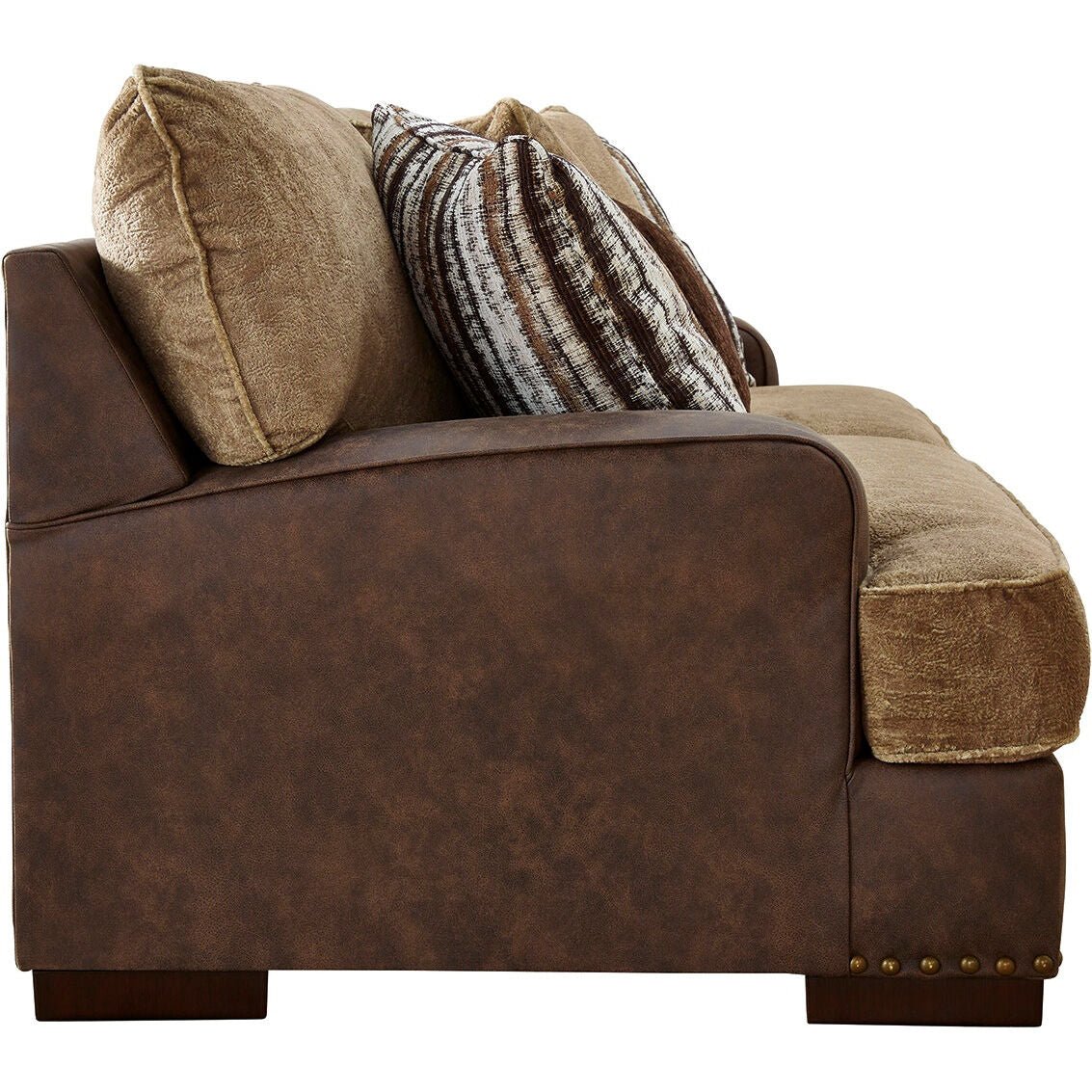Alesbury Sofa - Image 5