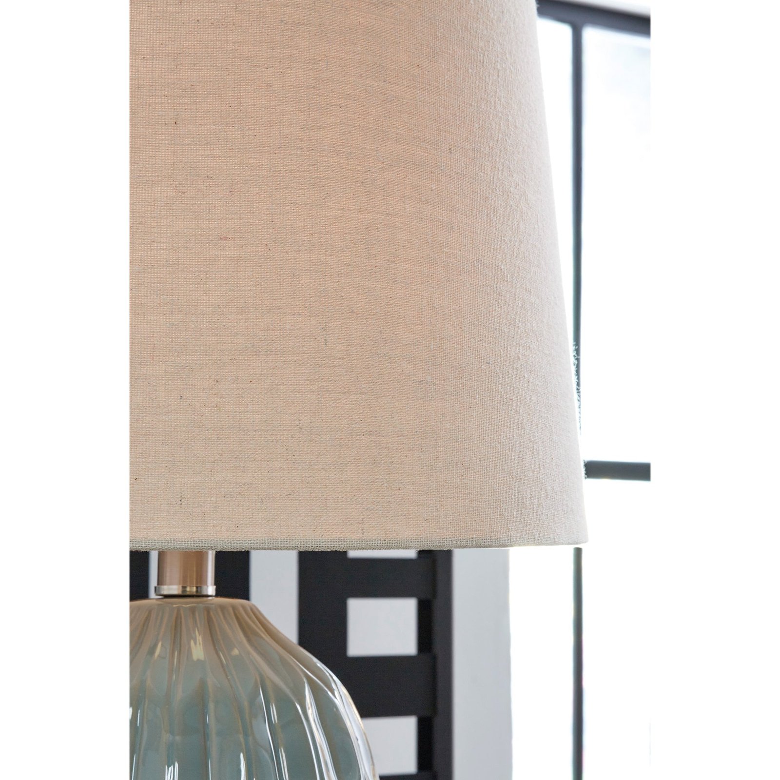 Hadbury Set of 2 Table Lamps - Image 3