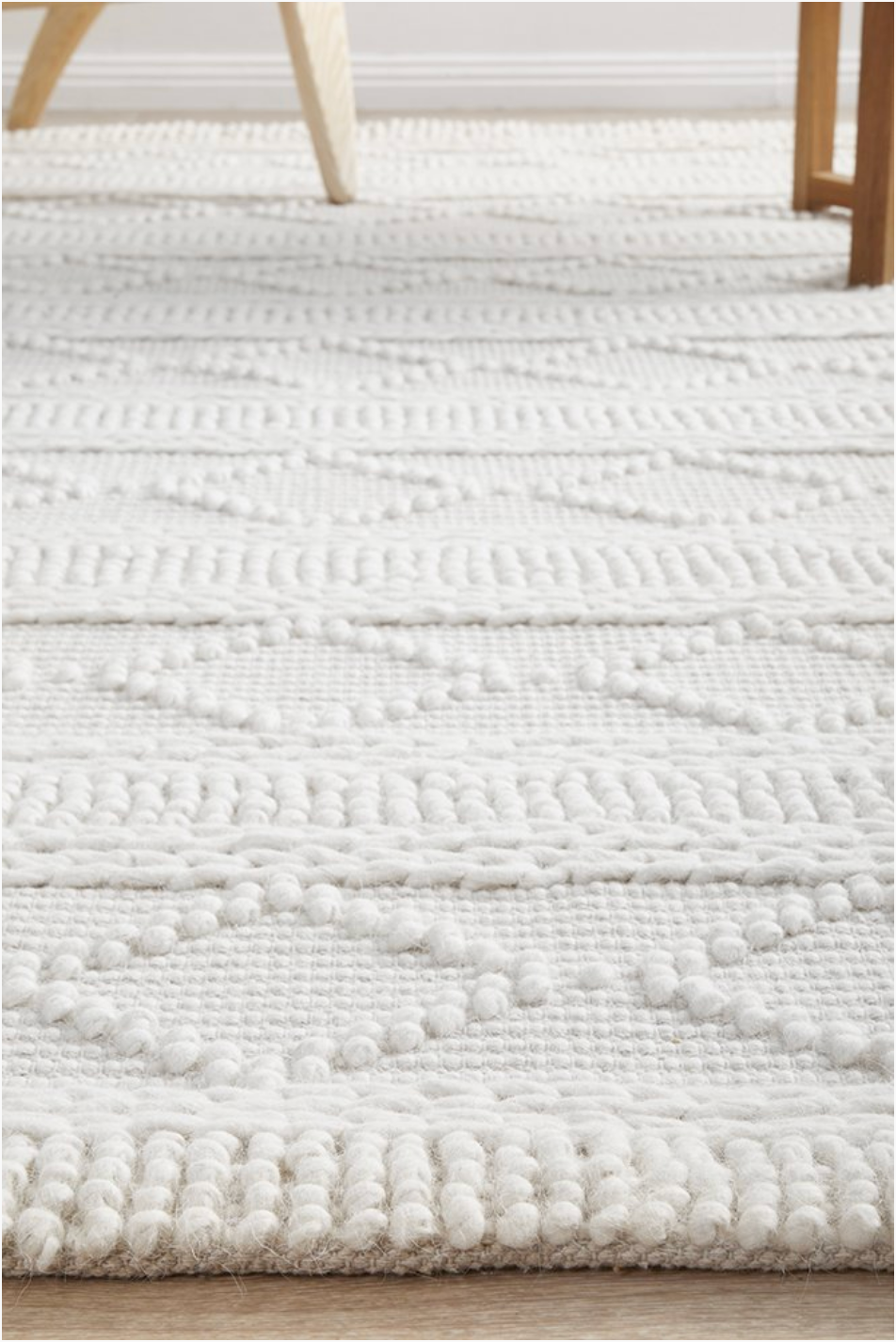 Zoe Wool Rug In White - Image 4