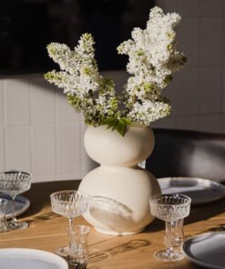 Alternative view of Tuga Vase