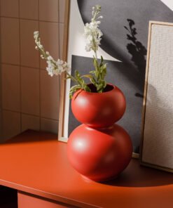 Alternative view of Tuga Vase