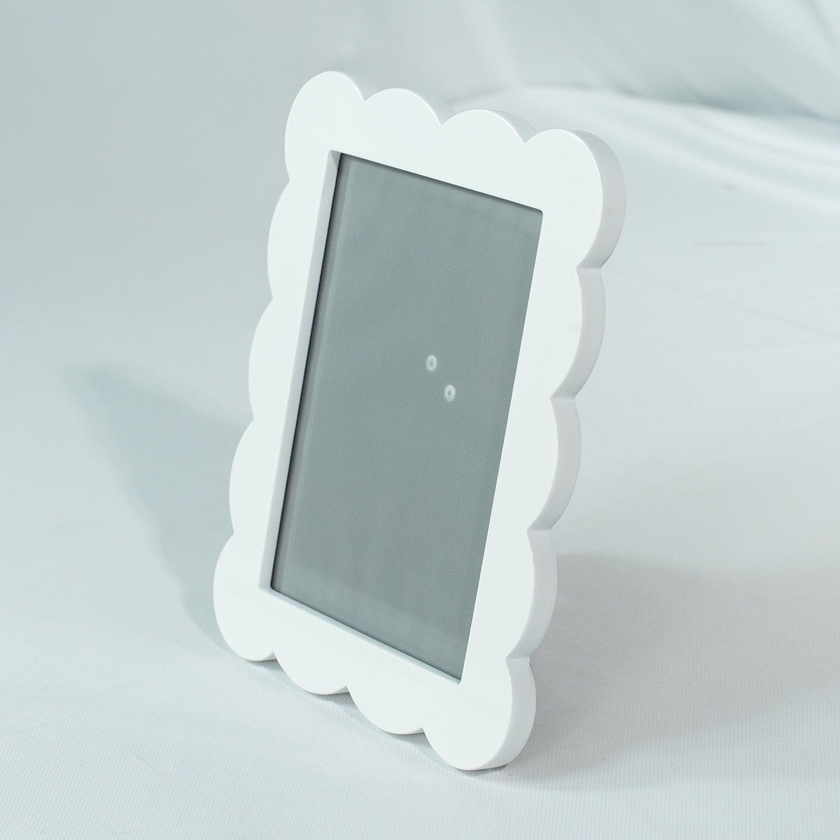 Scallop White Photo Frame- 2 sizes available - Image 4