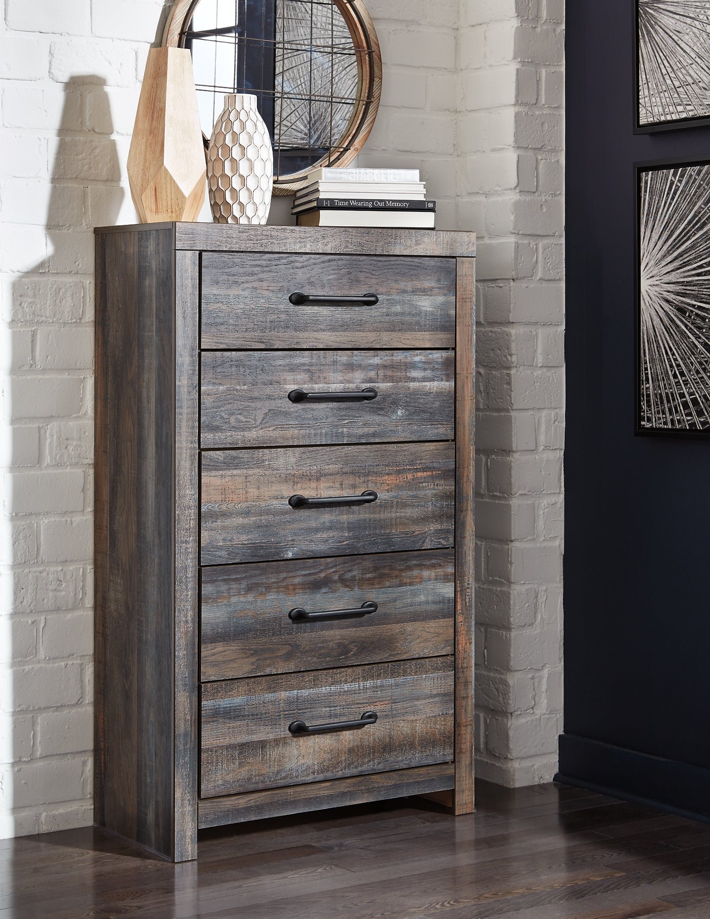 Drystan Five Drawer Chest - Image 3