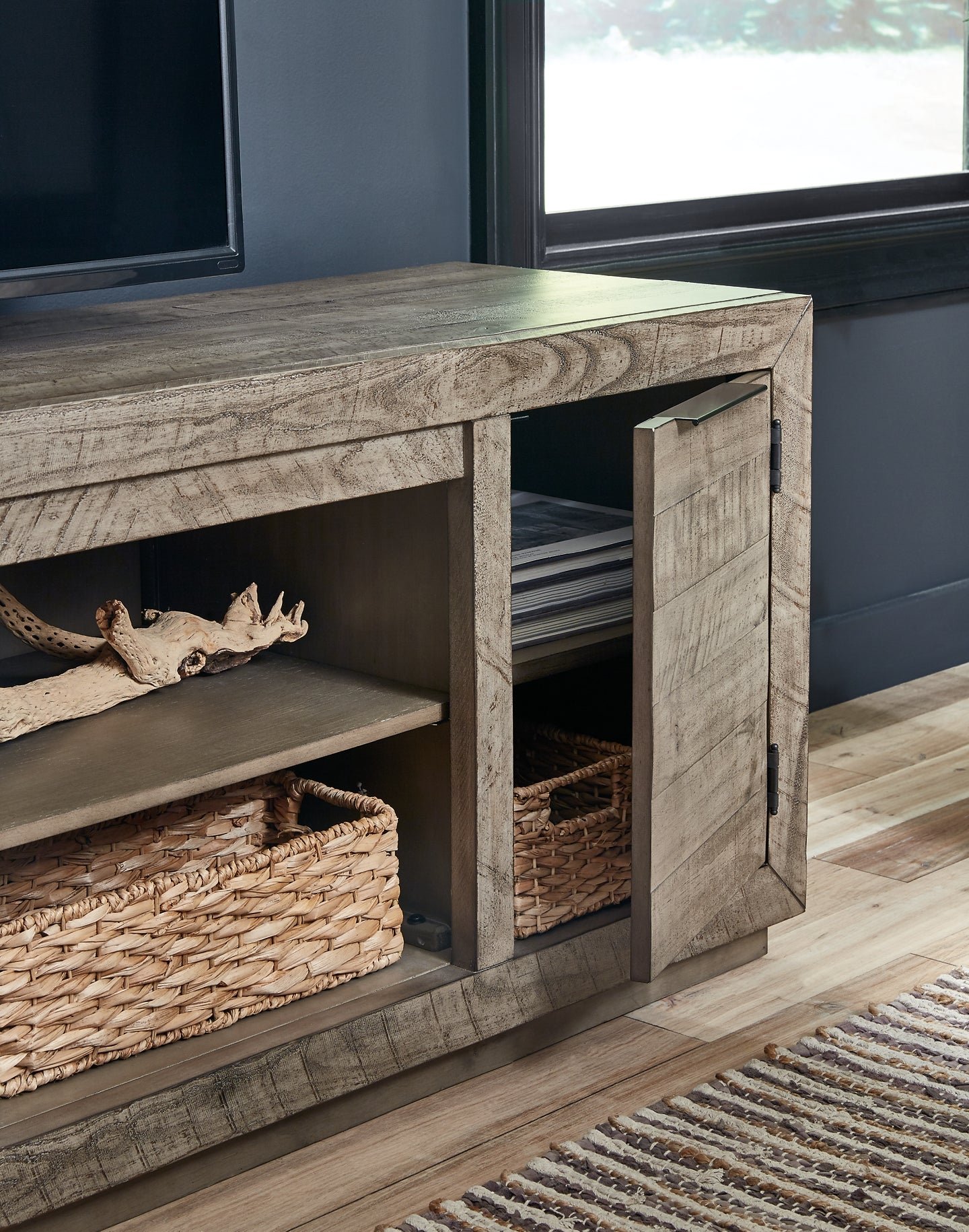 Krystanza XL TV Stand w/Fireplace Option - Image 5