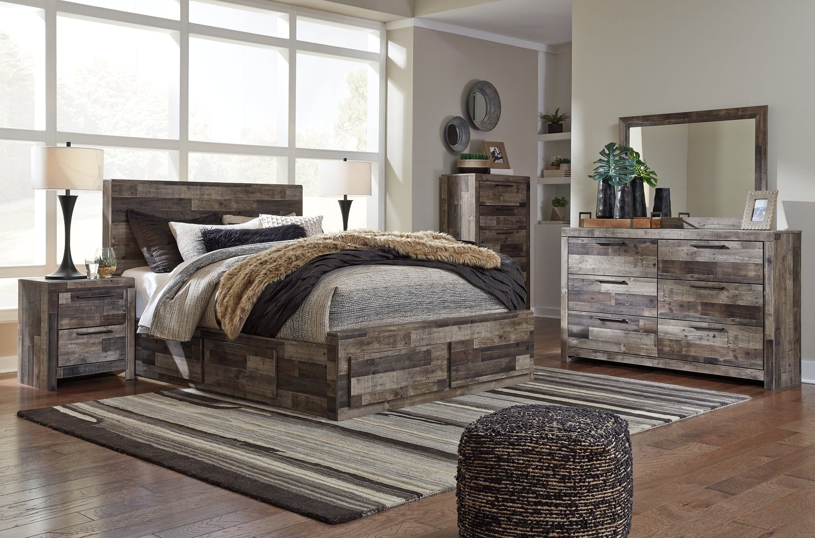 Derekson Queen Panel Bed with 6 Storage Drawers with Mirrored Dresser, Chest and Nightstand - Image 3