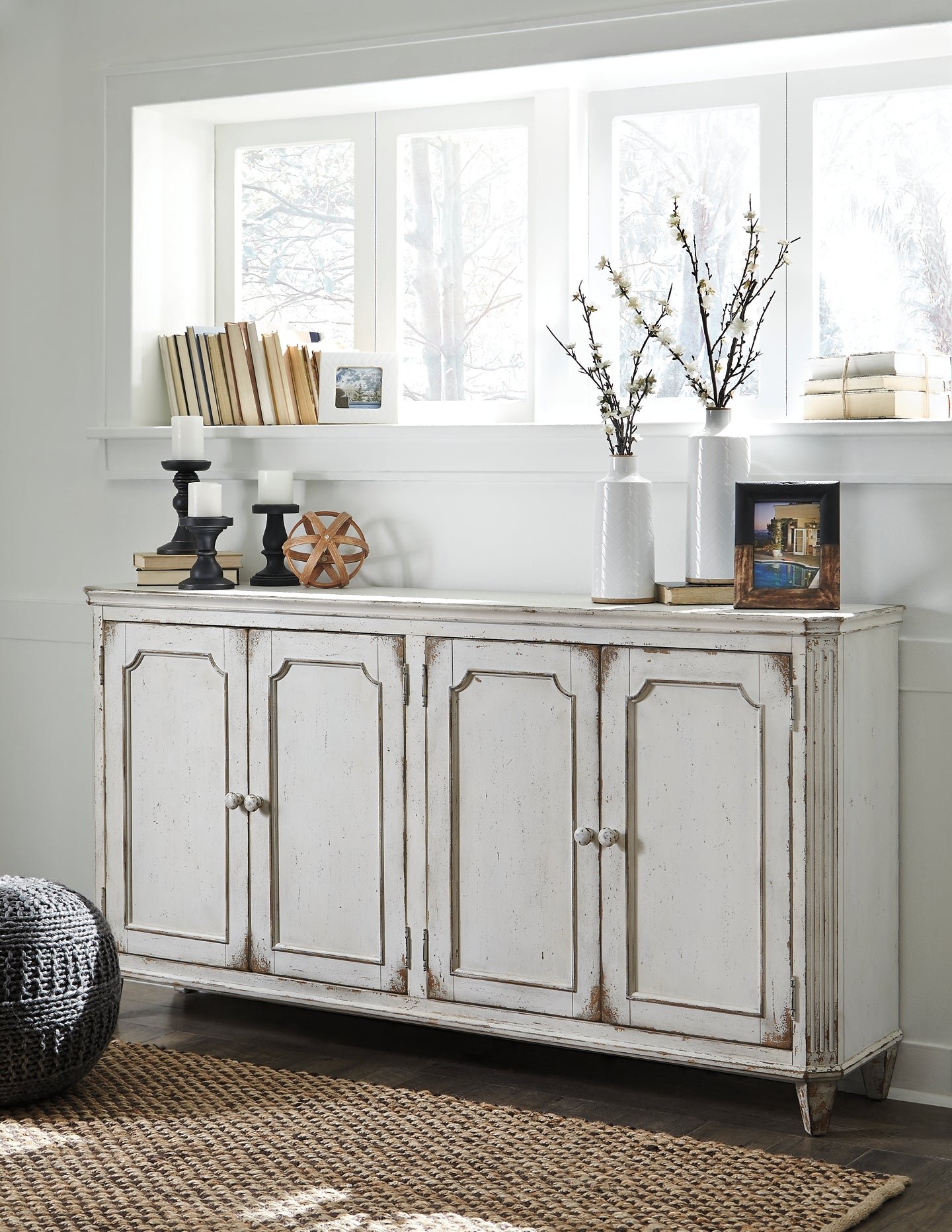 Mirimyn Accent Cabinet - Image 3