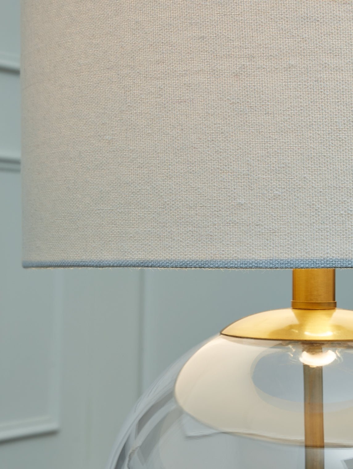 Ashley Express - Samder Glass Table Lamp (1/CN) - Image 3
