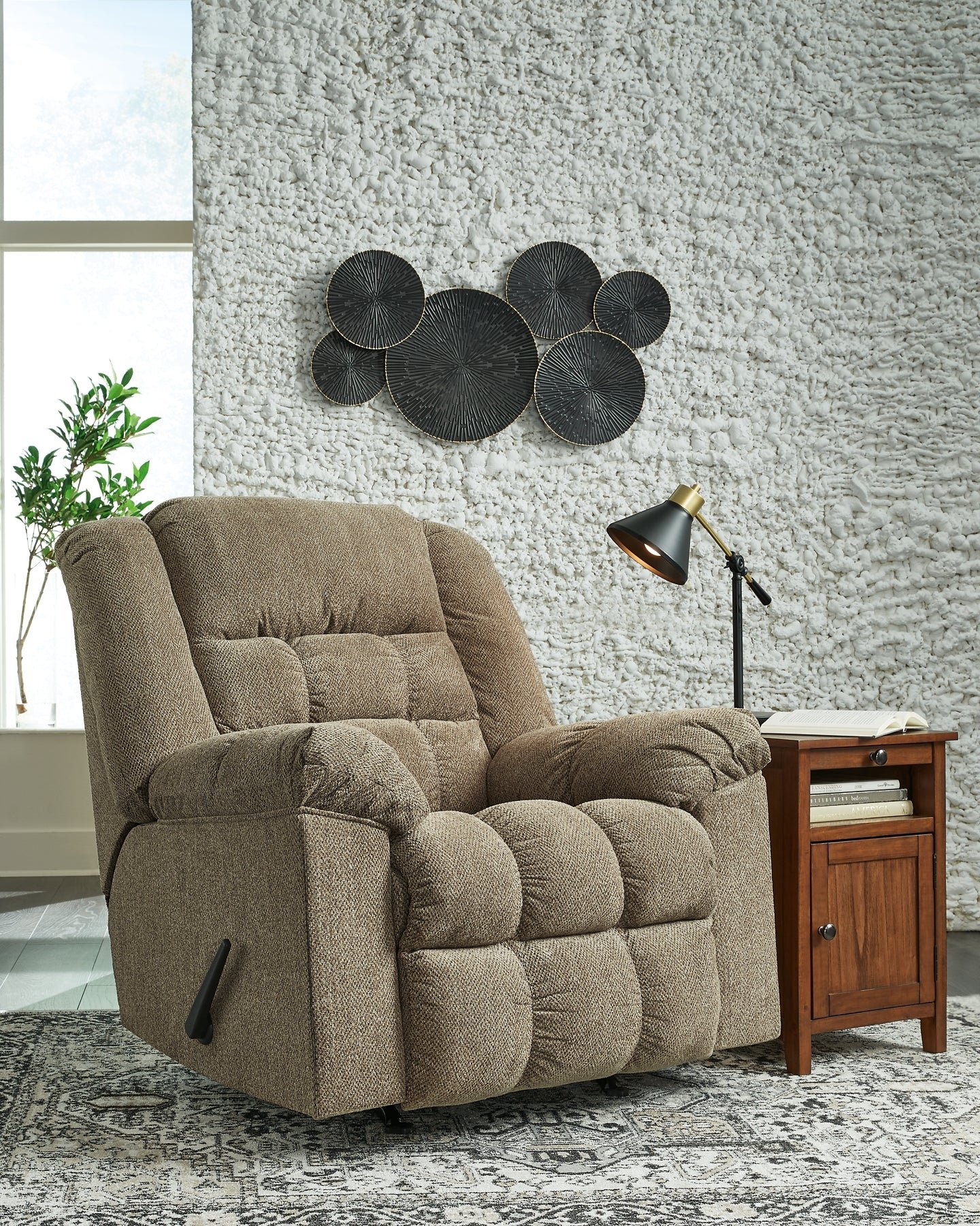 Kegler Rocker Recliner - Image 8