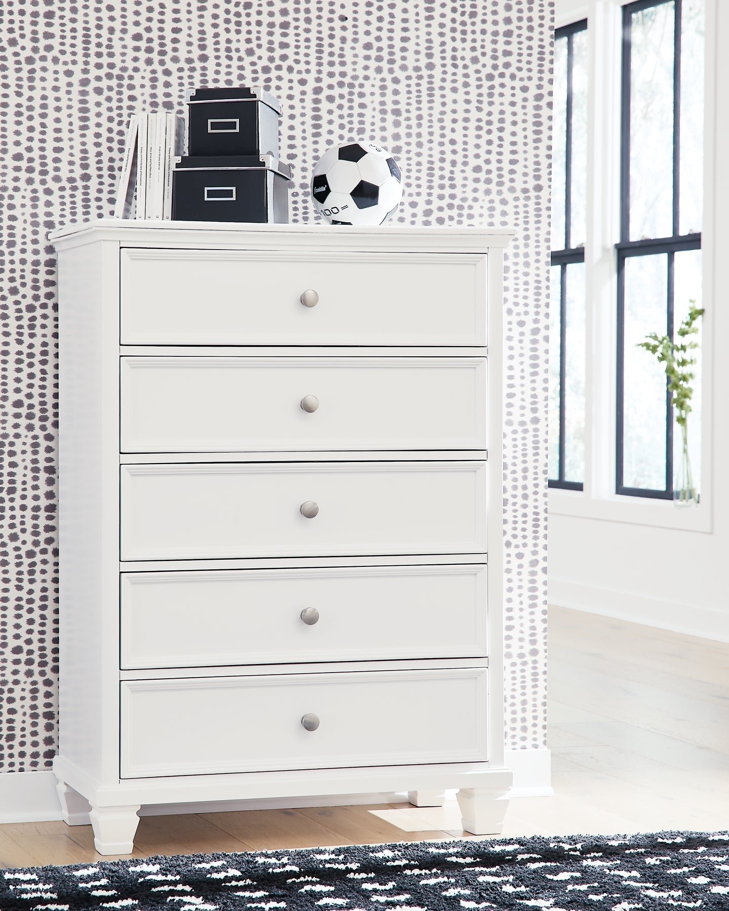 Fortman Five Drawer Chest - Image 8
