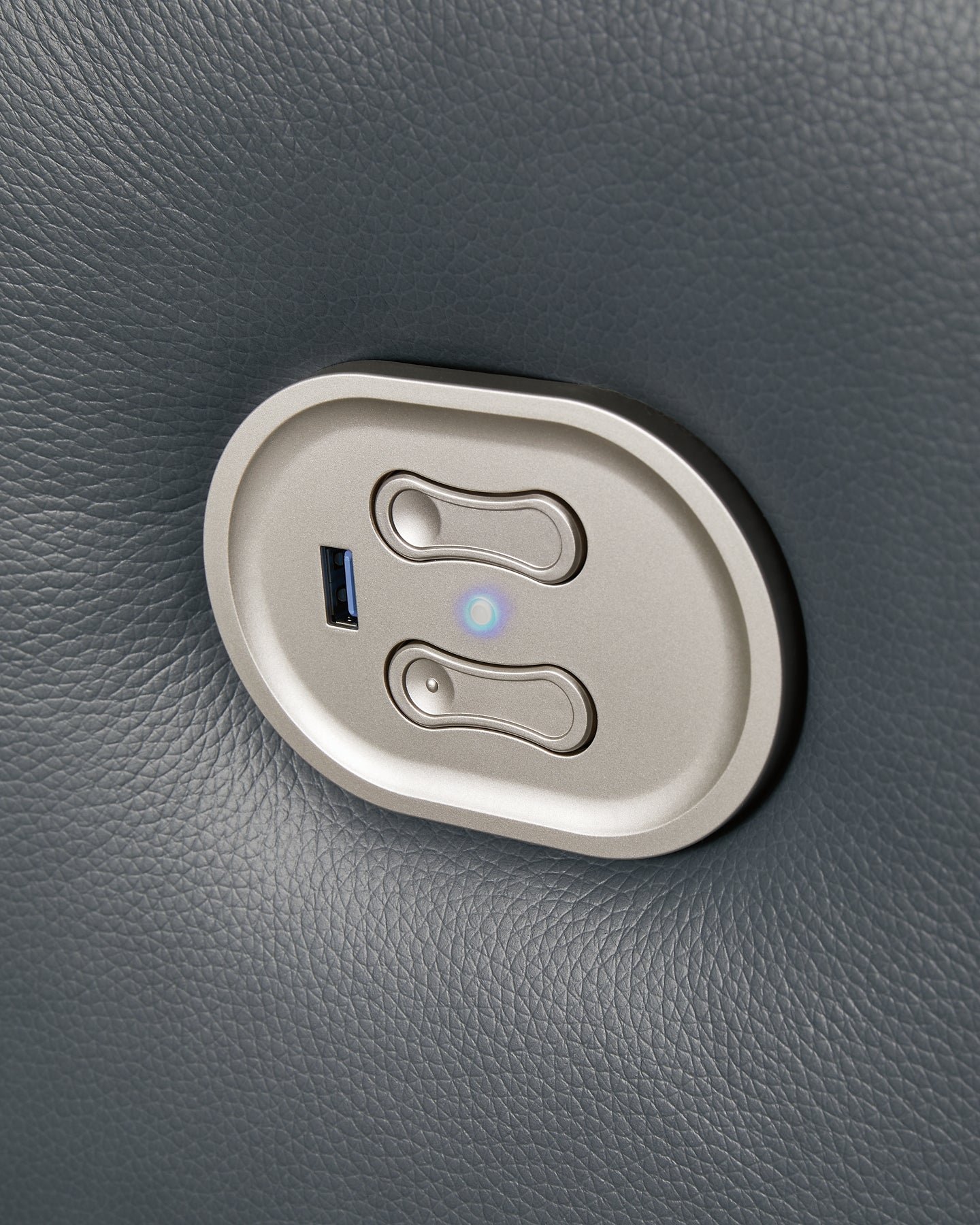 Mindanao PWR Recliner/ADJ Headrest - Image 9
