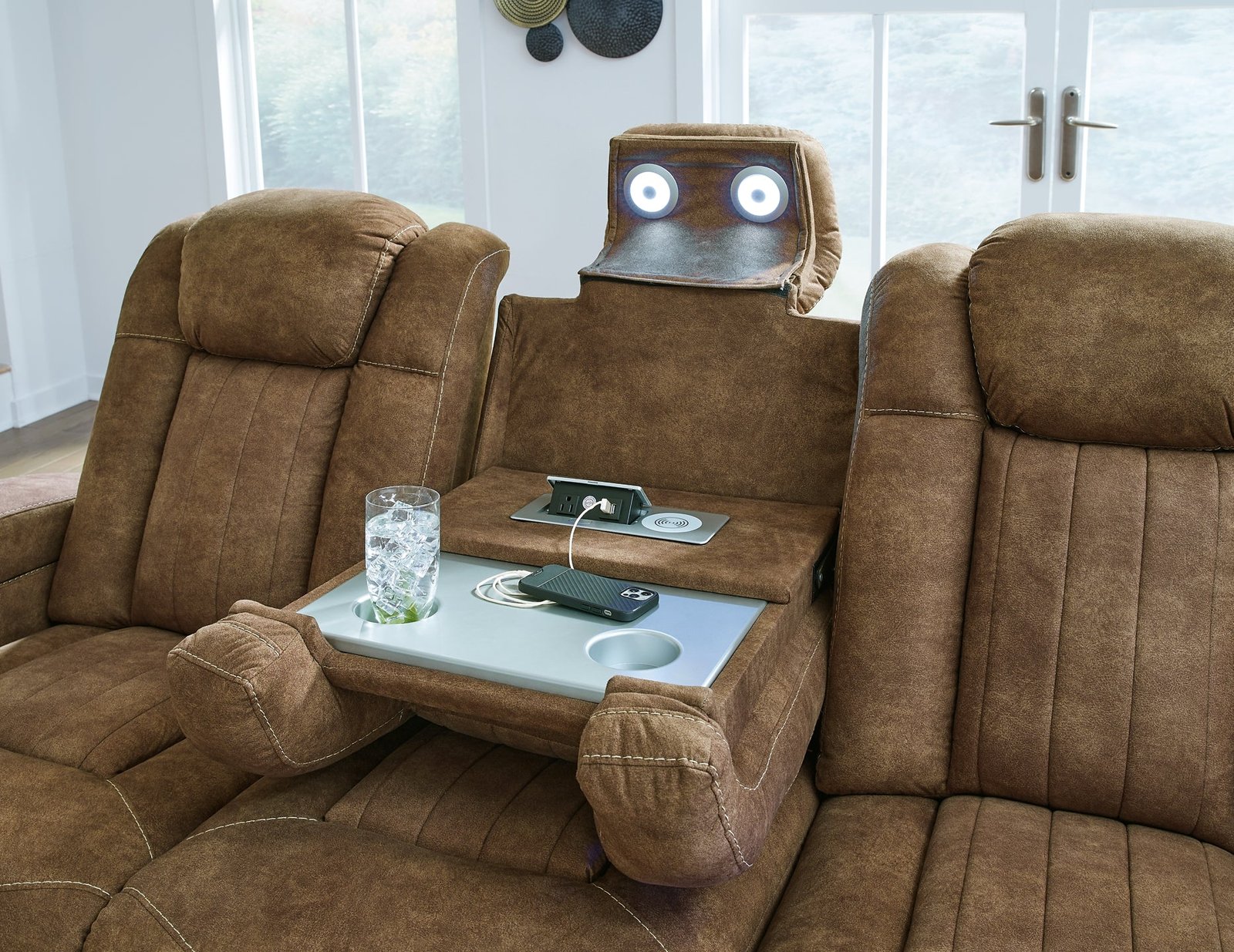 Wolfridge PWR REC Sofa with ADJ Headrest - Image 8
