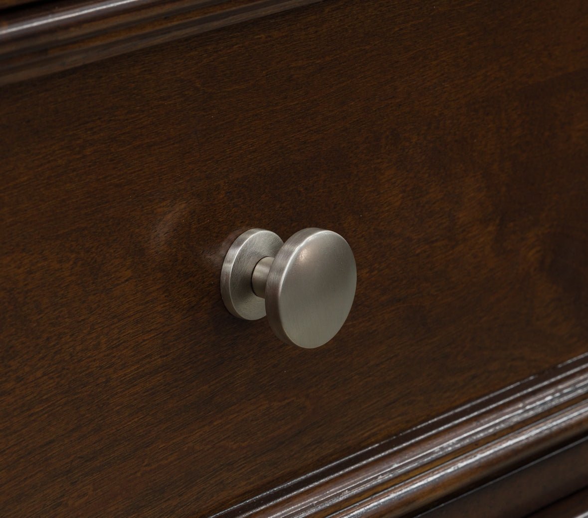 Danabrin Dresser and Mirror - Image 7