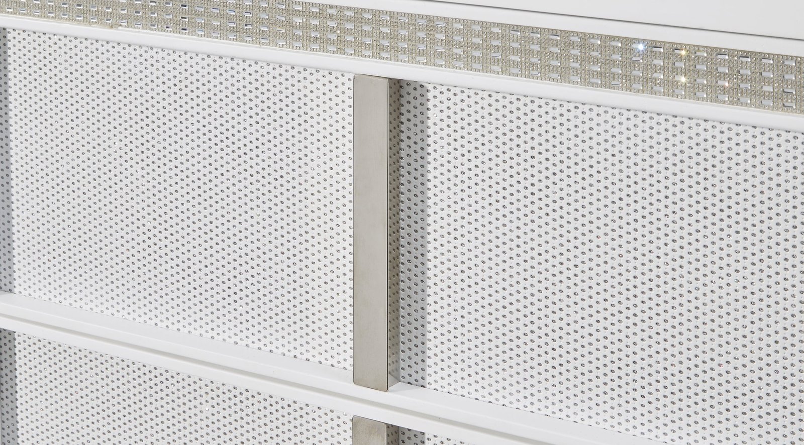 Chalanna Five Drawer Chest - Image 6
