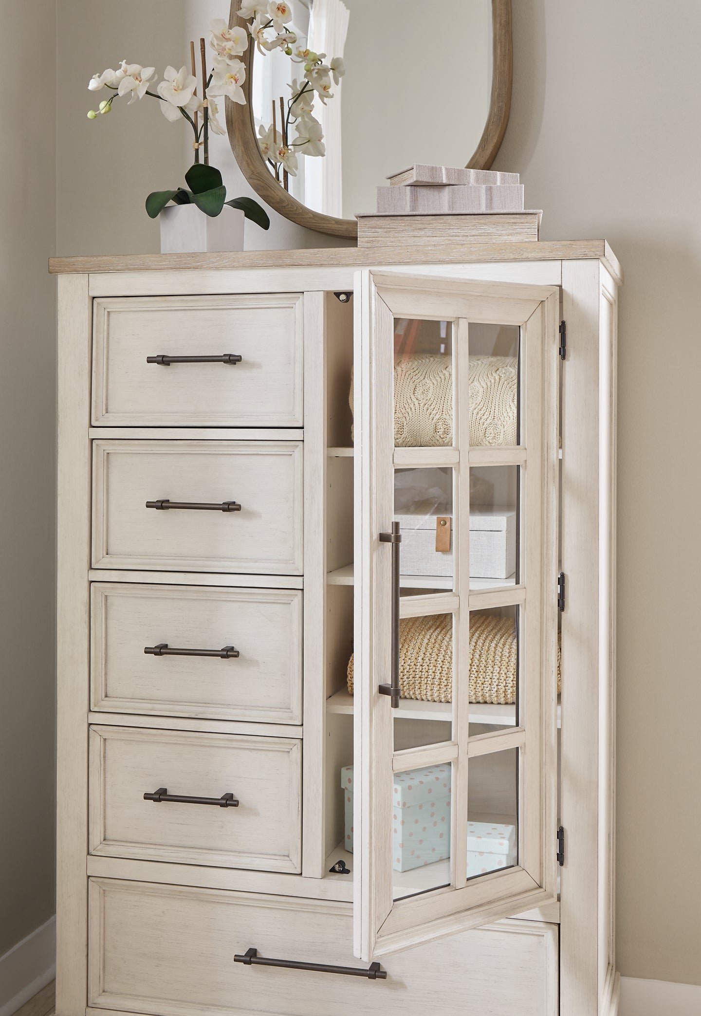 Shaybrock Door Chest - Image 8