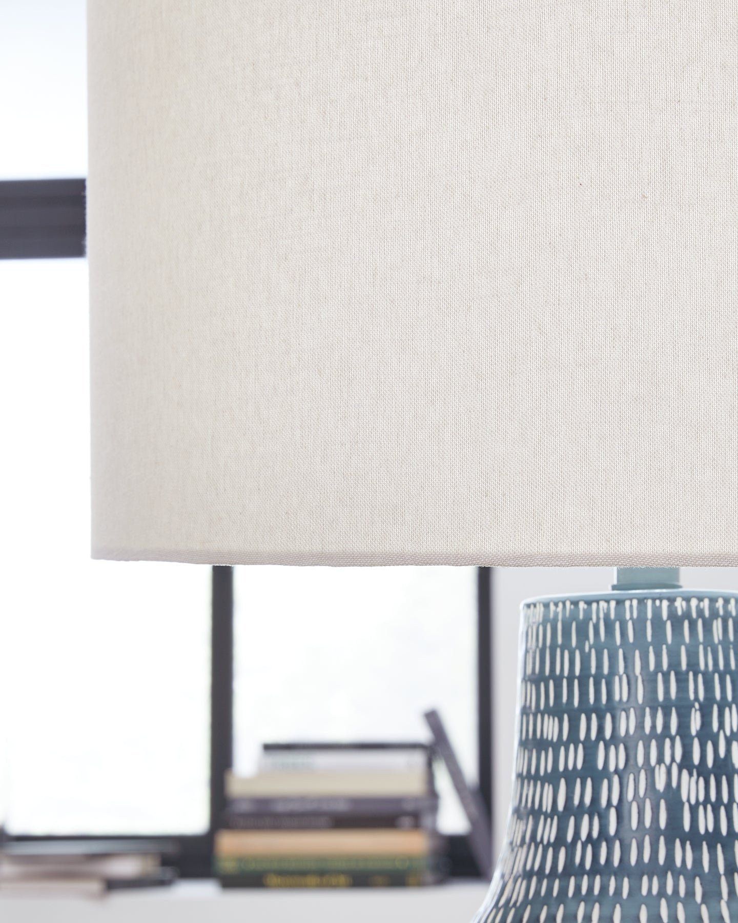 Ashley Express - Schylarmont Metal Table Lamp (1/CN) - Image 3