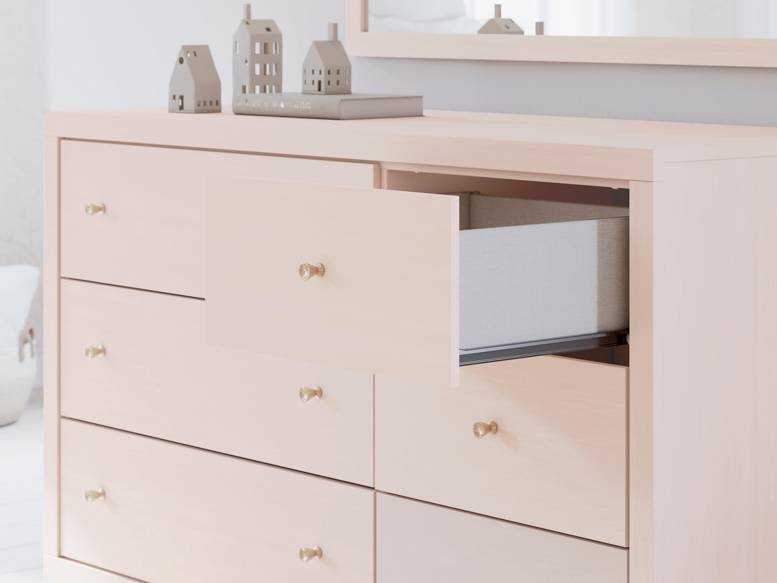 Wistenpine Dresser and Mirror - Image 7