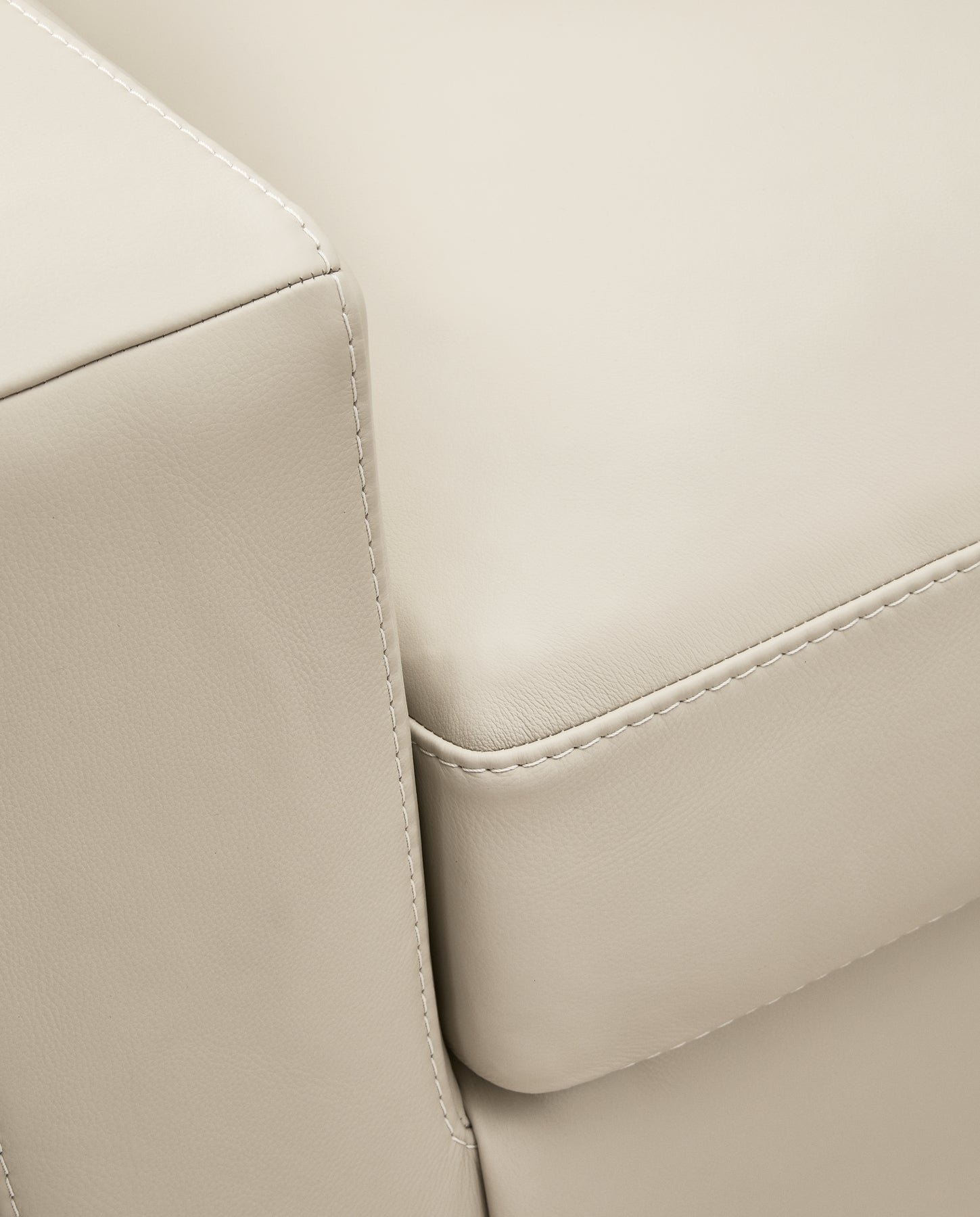 Treasure Trove Loveseat - Image 5