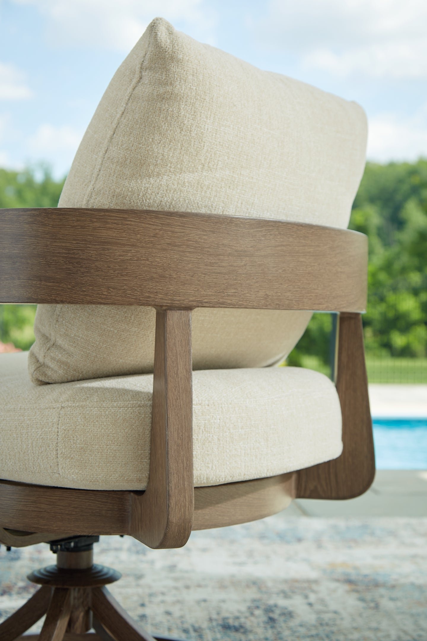 Serene Bay Swivel Chair w/Cushion (2/CN) - Image 8