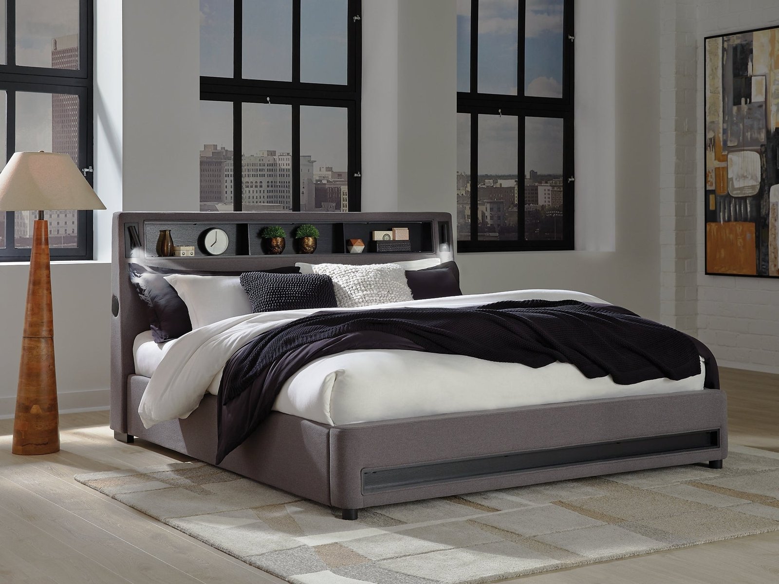 Verishaw King Upholstered Bed - Image 2