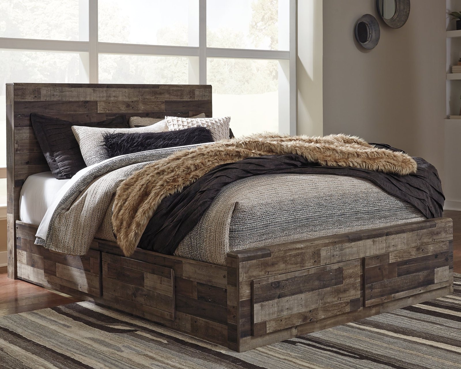 Derekson Queen Panel Bed with 4 Storage Drawers with Mirrored Dresser - Image 4
