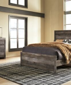 Alternative view of Wynnlow Queen Panel Bed with Mirrored Dresser