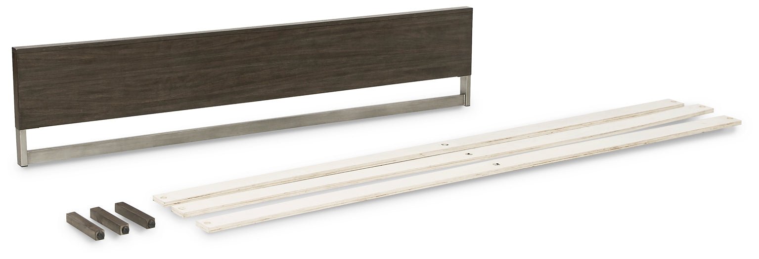 Arkenton King Panel Bed with Mirrored Dresser, Chest and Nightstand - Image 8