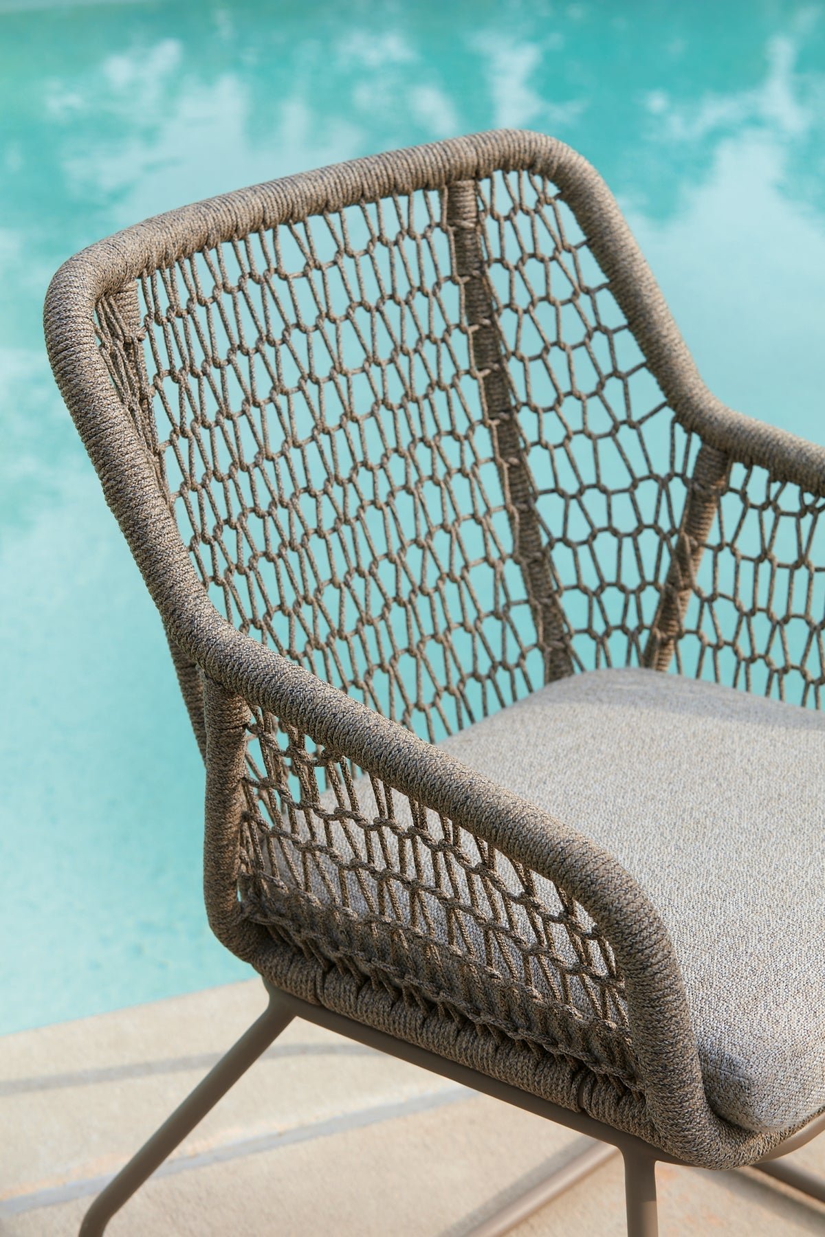 Majors Beach Chairs w/CUSH/Table Set (3/CN) - Image 8