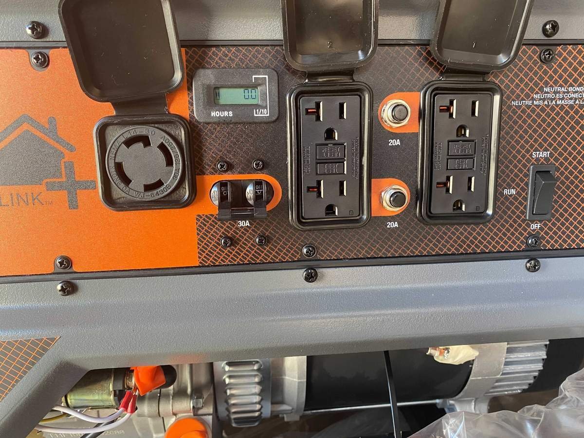 Generac GP6500E 6500W/8125W Electric Start Gas Generator New - Image 4