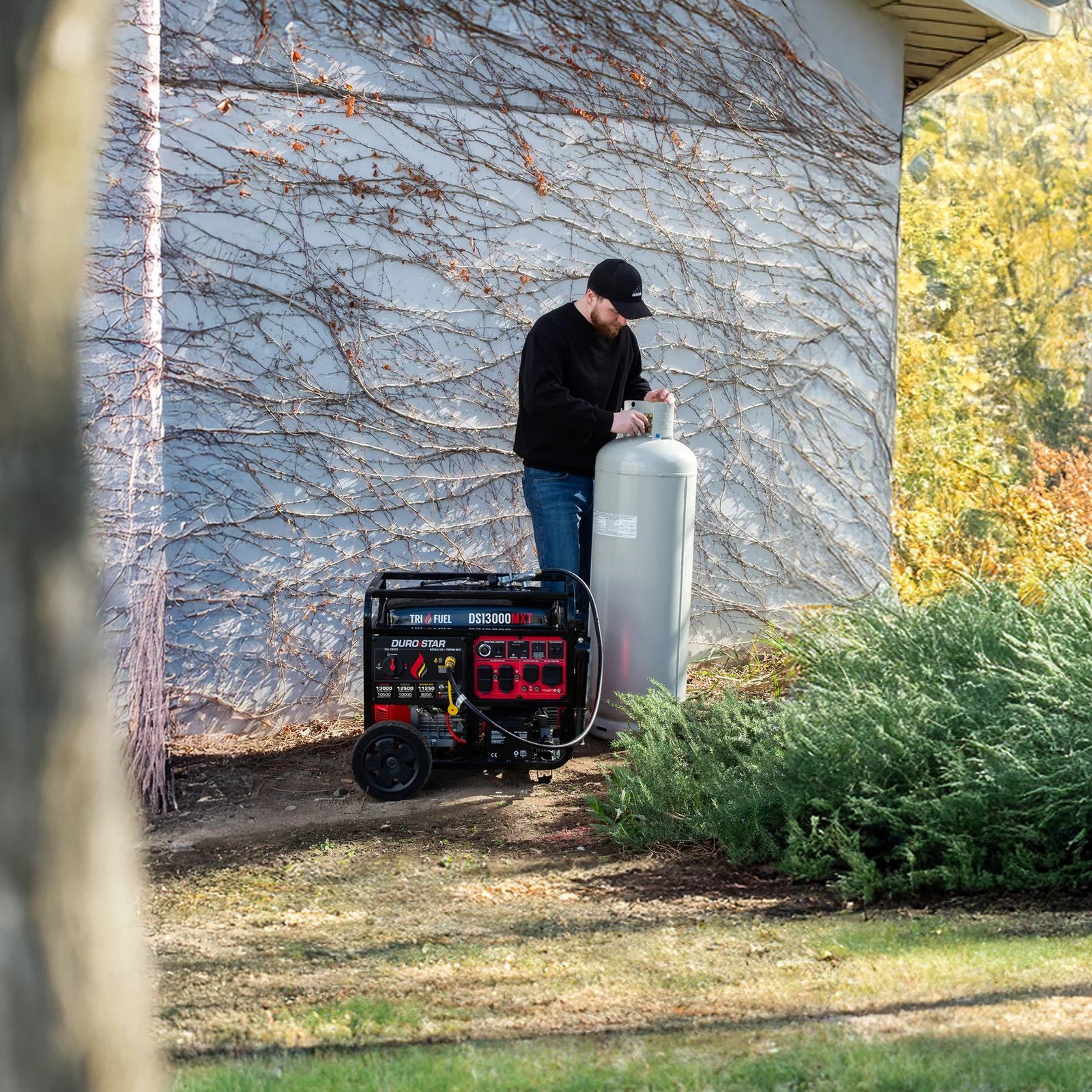 DuroStar DS13000MXT 10500W/13000W Generator Tri Fuel Gas Propane Natural Gas 50 Amp CO Alert Remote Start New - Image 2