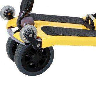 Freerider Luggie Standard Folding Travel Scooter Yellow Open Box - Image 4